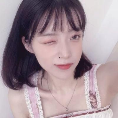 网红吃瓜少女魏芬是谁啊,她是如何成为网络红人的？